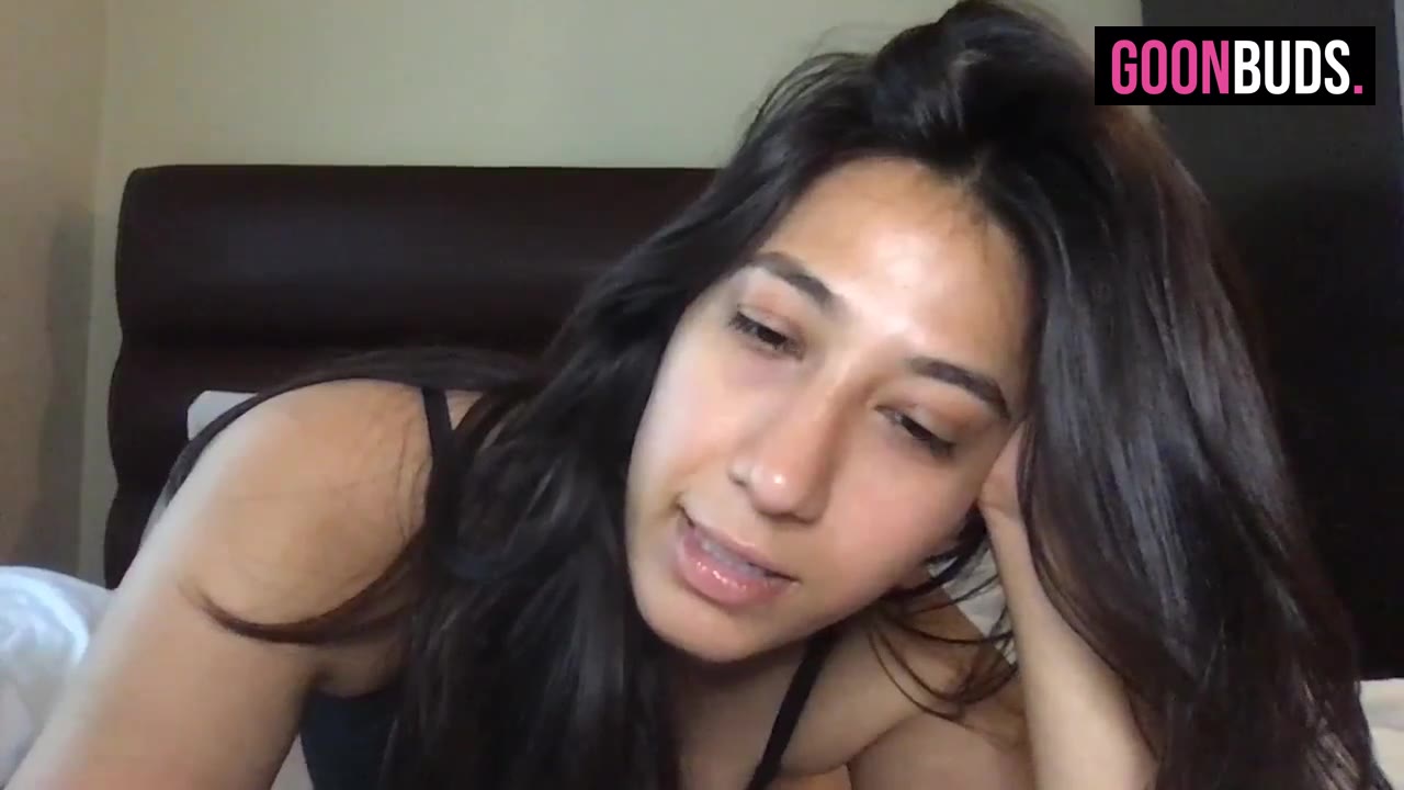 Bustytiannaxo Is Fucking Horny For You